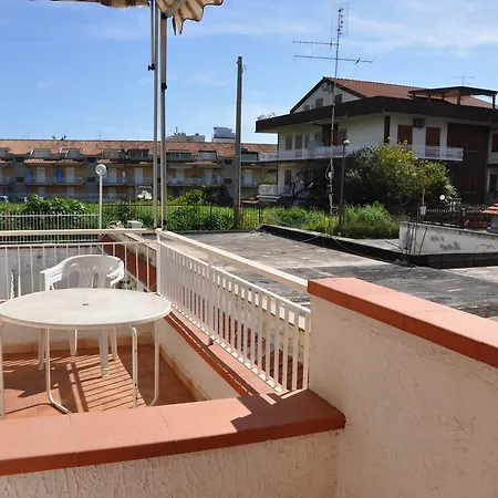 Taormina Mare 300 Metri Dal Mare Casa vacanze